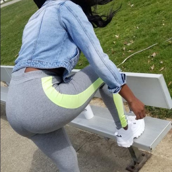 Women’s Comfy Jumpsuit - Picture 9 of 16